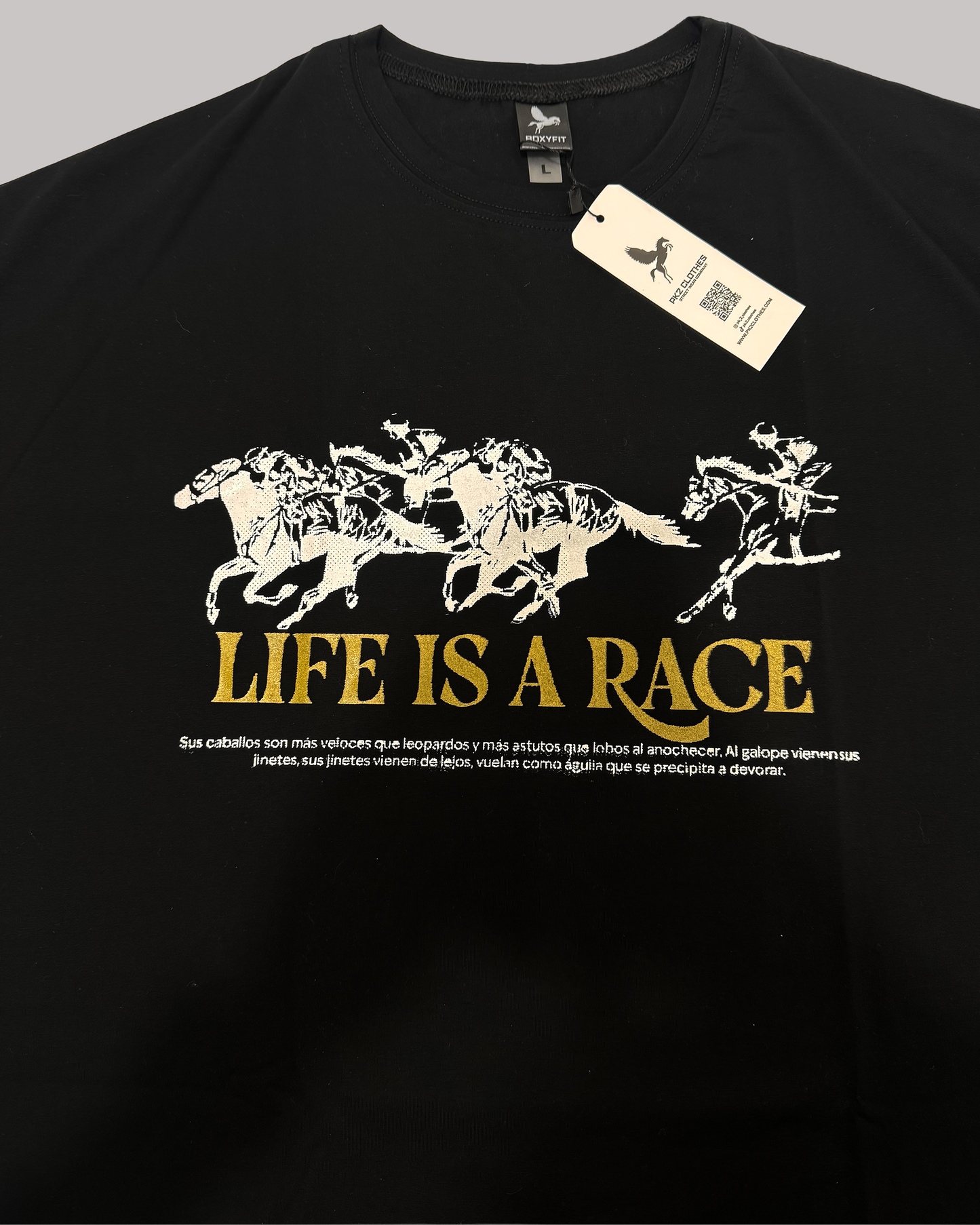 Camiseta Oversize LIFE IS A RACE Negra