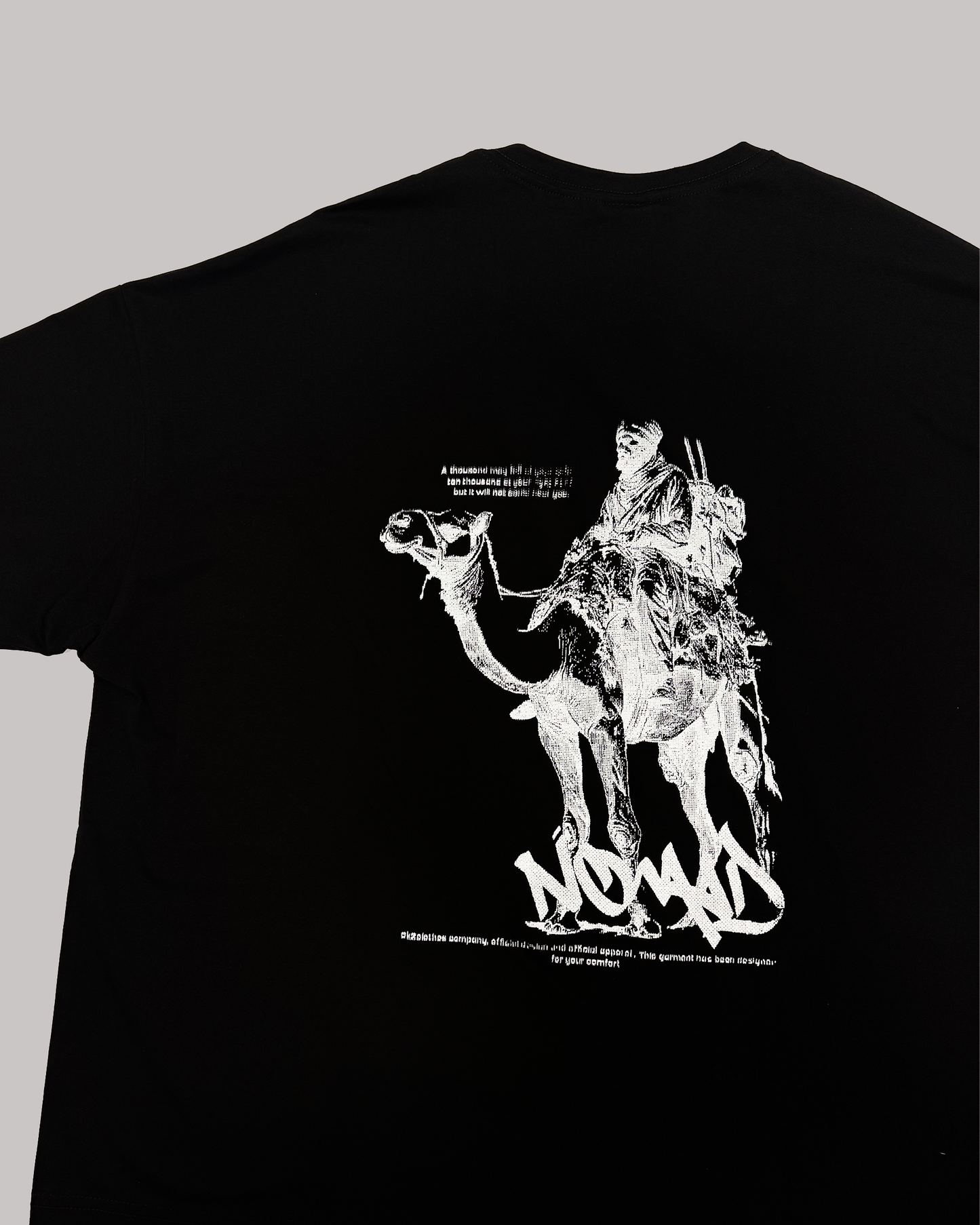 Camiseta Oversize NOMAD Negra