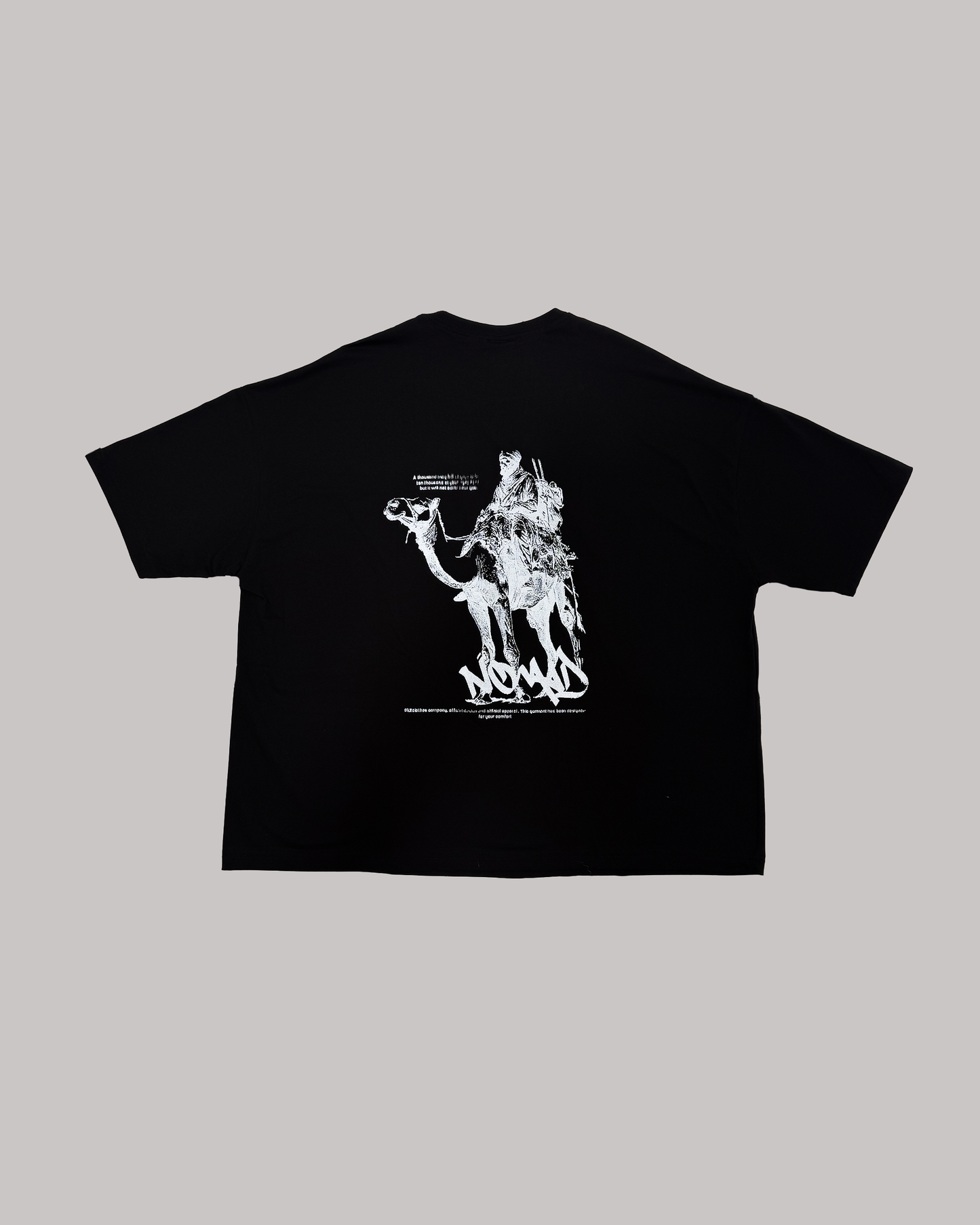 Camiseta Oversize NOMAD Negra