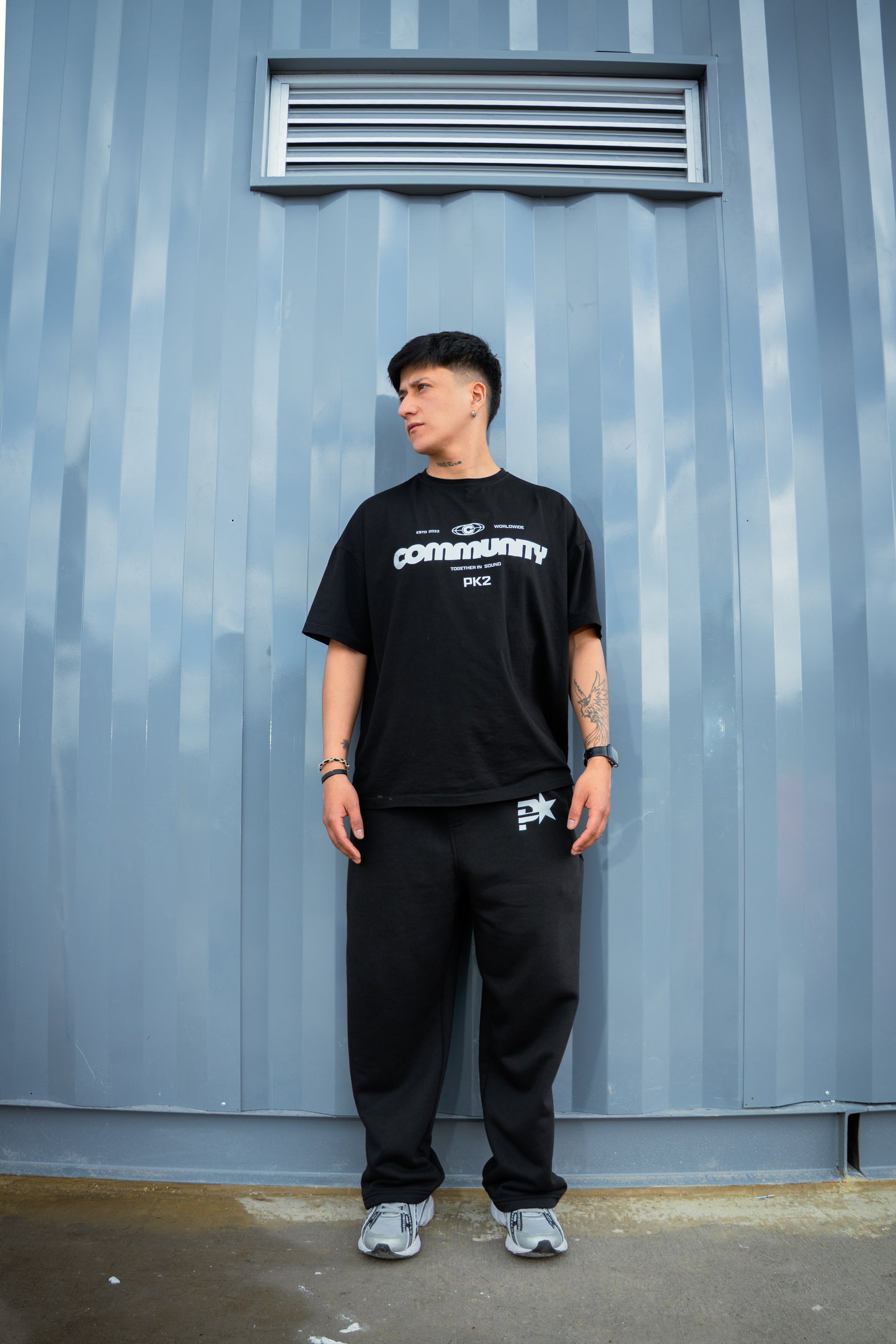 Camiseta Oversize COMMUNITY