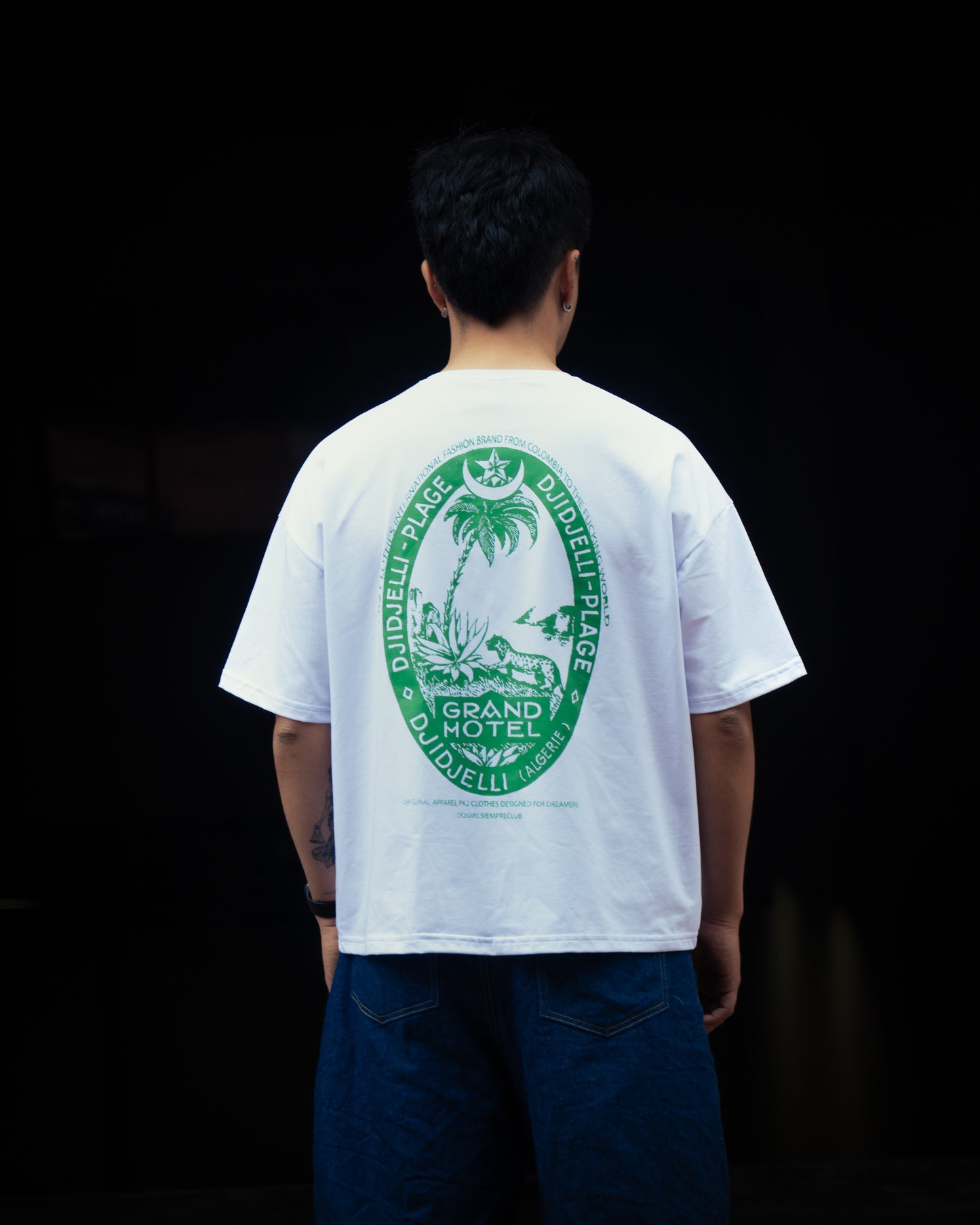 Camiseta Oversize GRAND MOTEL